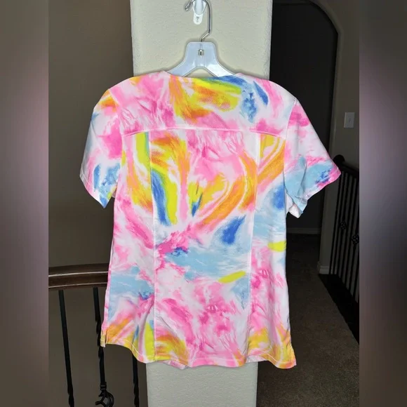 Peanuts Colorful Tie-Dye Snoopy Scrub Top with Pockets Size M Style #TF752 - Picture 10 of 10